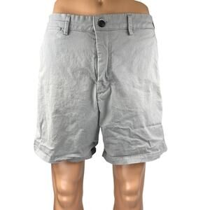 Gap Essential Khaki 7" Men's Gray Straight Golf Chino Bermuda Shorts Size 36